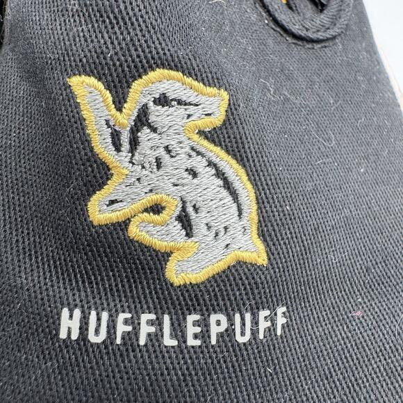 Vans x Harry Potter Classic Slip On Hufflepuff Skate Shoes Men's 6.5 Women’s 8 - Picture 7 of 9